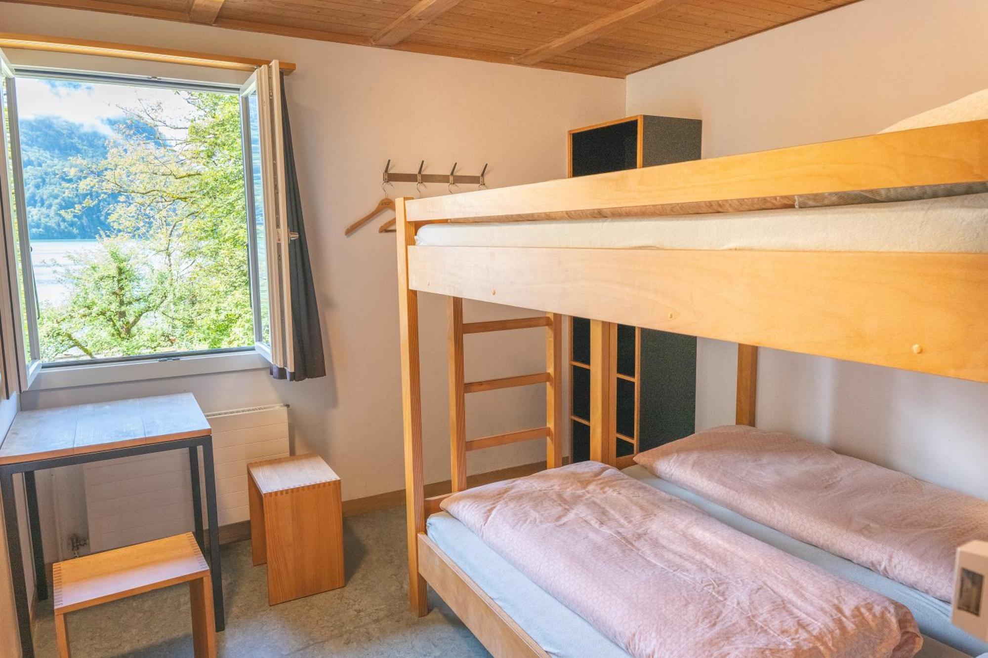 Brienz Youth Hostel Exterior photo