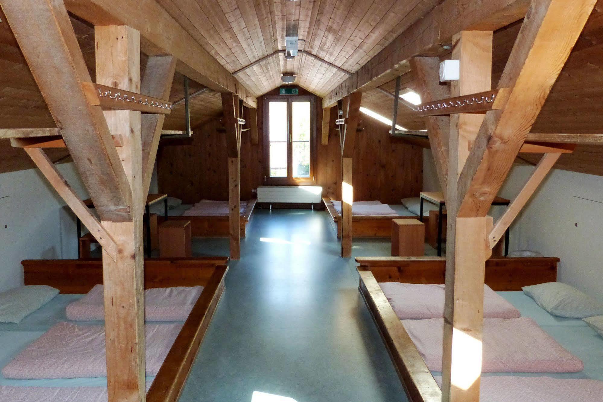 Brienz Youth Hostel Exterior photo